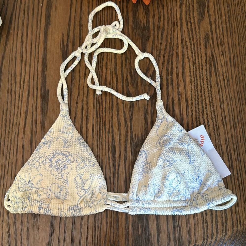 Dippin Daisies bikini top